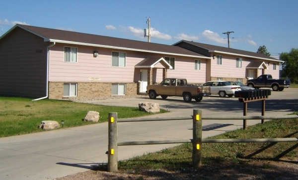 3333 W South St in Rapid City, SD - Building Photo