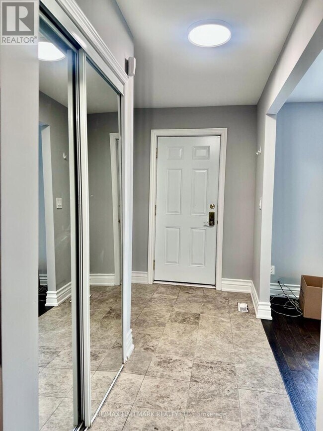 25 Beethoven Ct in Toronto, ON - Building Photo - Building Photo