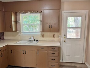 104 Ave G in Burkburnett, TX - Building Photo - Building Photo