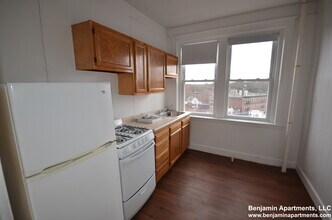 1820 Commonwealth Ave, Unit 29 in Boston, MA - Building Photo - Building Photo