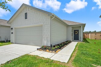 3715 Golden Lily Ln in Porter, TX - Building Photo - Building Photo