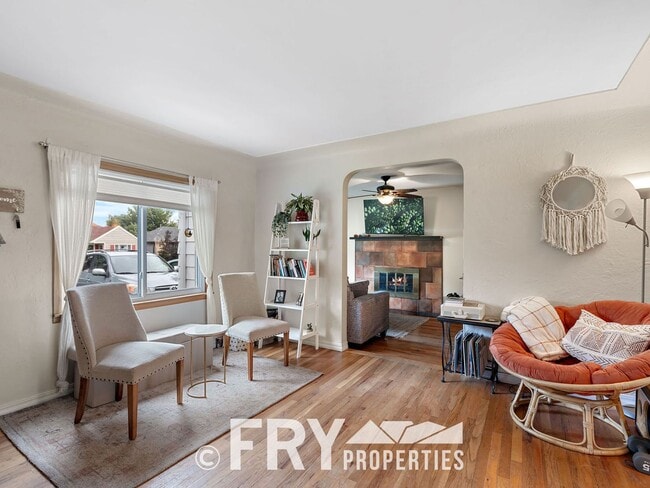 property at 5081 Elm Ct