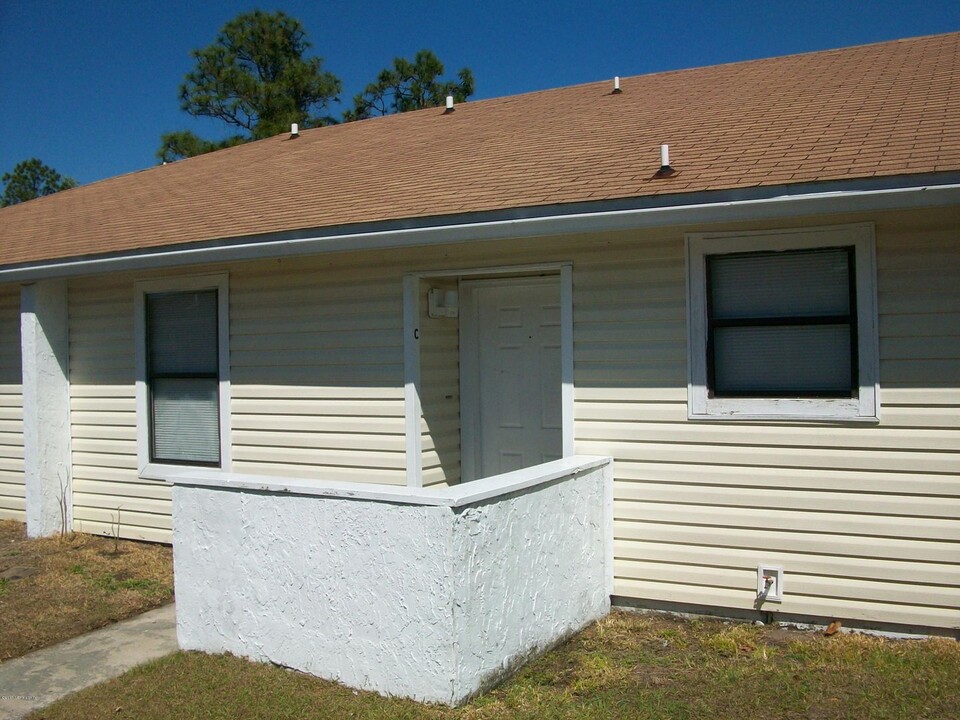 1316 Jefferson Ave in Orange Park, FL - Building Photo