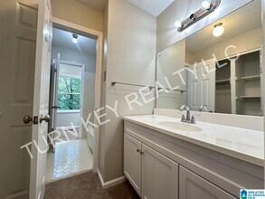 3891 Overton Manor Trail in Vestavia Hills, AL - Building Photo - Building Photo