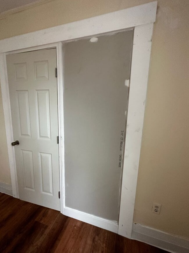 26-28 Monroe St in Burlington, VT - Building Photo - Building Photo