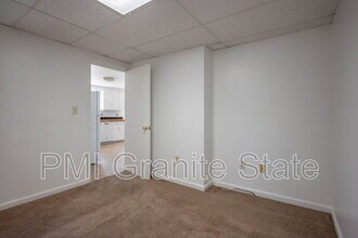 28 Central St in Hudson, NH - Building Photo - Building Photo