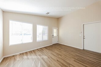 1312 S Boulder Ct in Gilbert, AZ - Foto de edificio - Building Photo