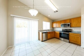 12034 W Scotts Dr in El Mirage, AZ - Building Photo - Building Photo