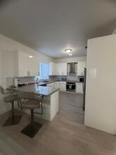 14651 SW 21st St in Miami, FL - Building Photo - Building Photo