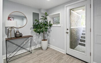 1336 Quincy St NW, Unit 2 in Washington, DC - Foto de edificio - Building Photo