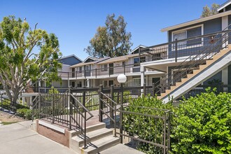 The Avenue at Carlsbad in Carlsbad, CA - Building Photo - Building Photo