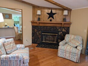 56314 Blue Creek Rd in Astor, FL - Building Photo - Building Photo