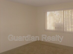 2209 Tall Pine Dr in Las Vegas, NV - Building Photo - Building Photo