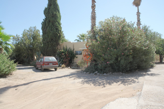 1138 N Richey Blvd in Tucson, AZ - Foto de edificio - Building Photo