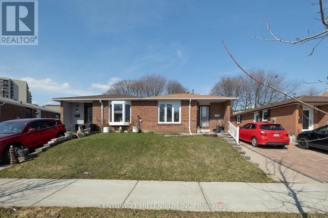 67 Coxworth Crescent in Toronto, ON - Building Photo - Building Photo