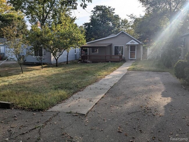 property at 2305 Hester Ct
