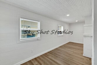 326 W Rainey St in Sherman, TX - Building Photo - Building Photo