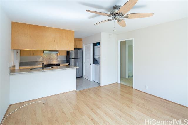 493 Mananai Pl in Honolulu, HI - Building Photo - Building Photo