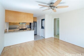 493 Mananai Pl in Honolulu, HI - Building Photo - Building Photo