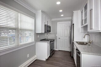 123 Cassa Loop in Holtsville, NY - Building Photo - Building Photo