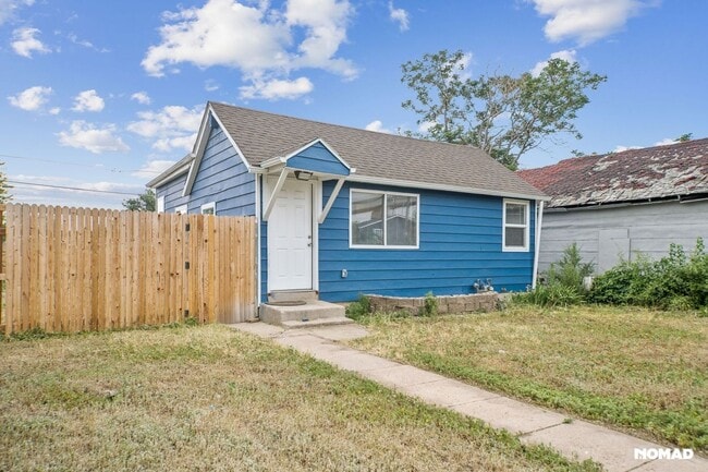 property at 4672 Leaf Ct