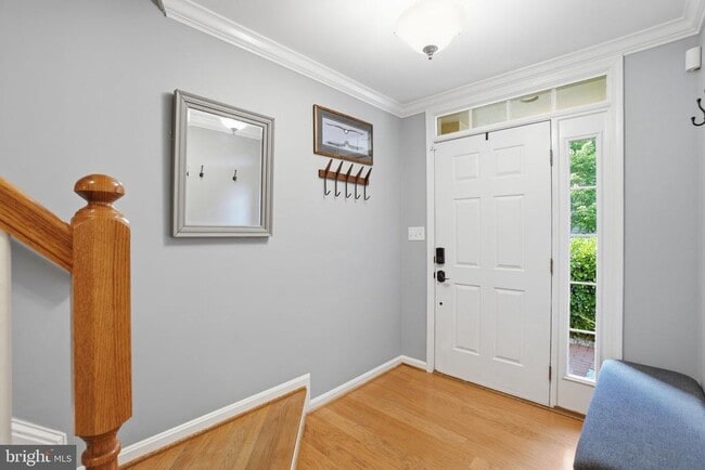 property at 8133 Dove Cottage Ct