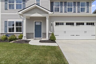 7140 Sultans Run Ln in Whitestown, IN - Building Photo - Building Photo