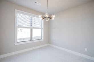 6804 SW Basswood Ave in Bentonville, AR - Building Photo - Building Photo