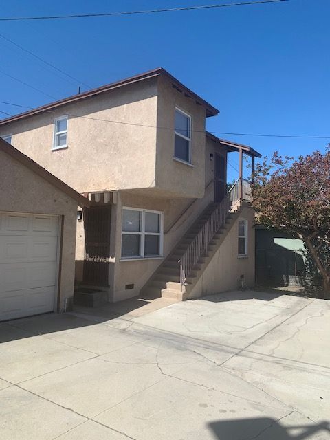 property at 124 W Garfield Ave