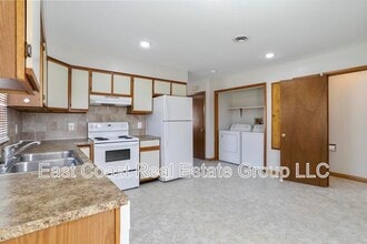 4 Fleming Dr in Hancock, MD - Building Photo - Building Photo