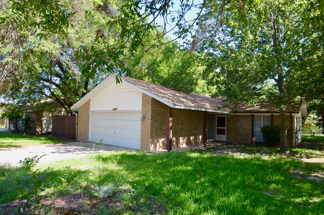 1003 West Ln in Killeen, TX - Building Photo