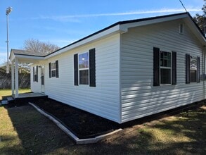 1001 James St in Dillon, SC - Building Photo - Building Photo