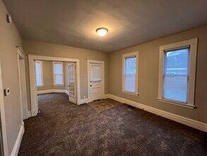 26 Ann St NE in Grand Rapids, MI - Building Photo - Building Photo