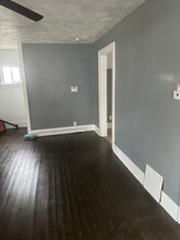 405 Morton St in Sharon, PA - Building Photo - Building Photo