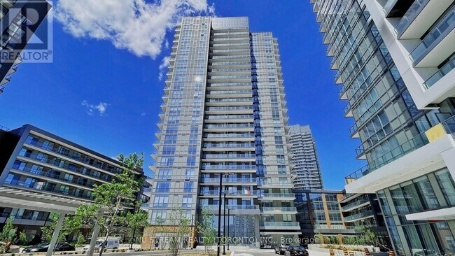property at 38-438 Forest Manor Rd