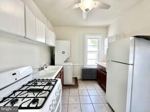 52 Bayard St in Trenton, NJ - Building Photo - Building Photo