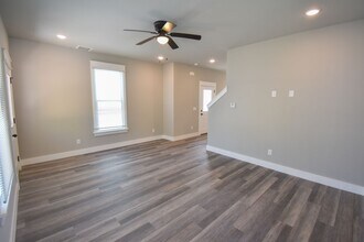 780 S Locust Ave in Fayetteville, AR - Building Photo - Building Photo