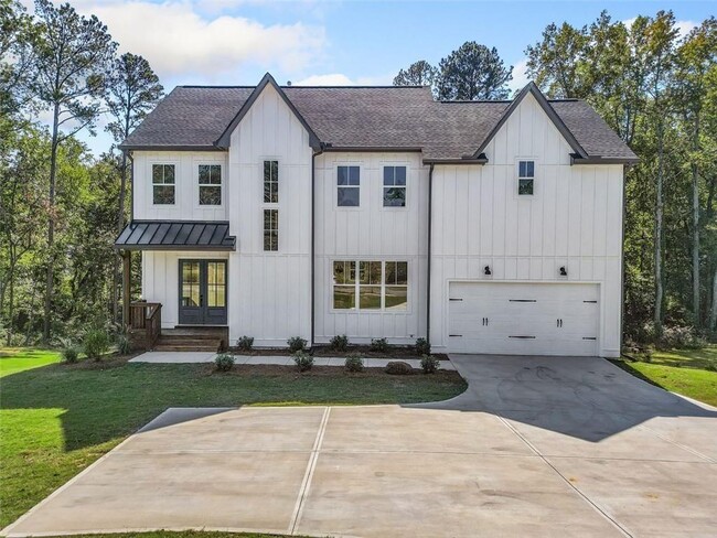 property at 4176 Shallowford Rd