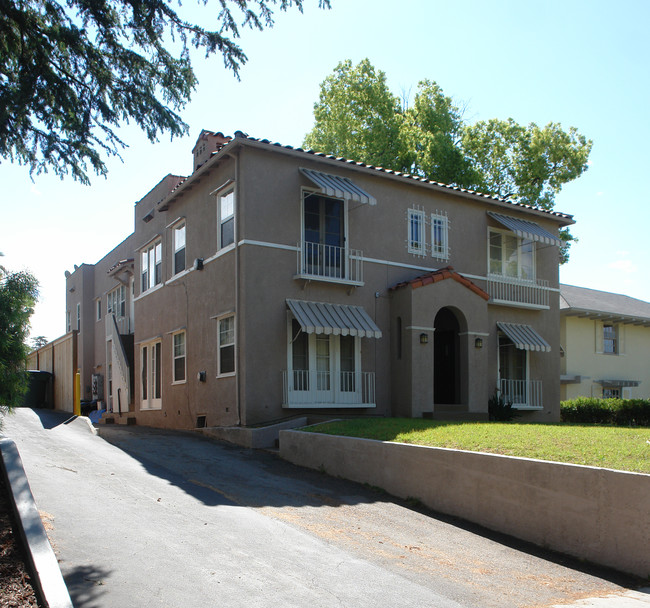 982 Los Robles Ave in Pasadena, CA - Building Photo - Building Photo