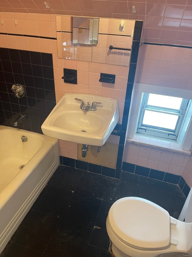 30 Pearl St, Unit Pearl St.