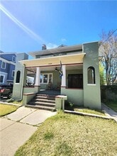 1420 Morris Crescent in Norfolk, VA - Building Photo - Building Photo
