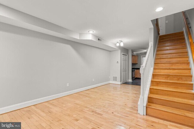 property at 1456 Battery Ave