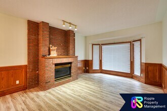 123 Sirocco Pl SW in Calgary, AB - Building Photo - Building Photo