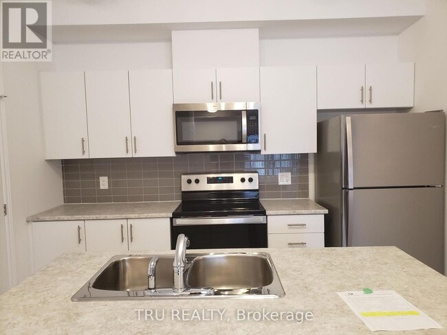 50 Jaguar Private in Ottawa, ON - Building Photo - Building Photo
