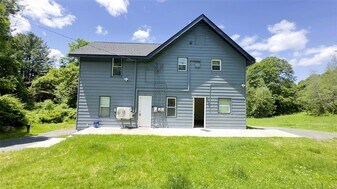 8 Marie Rd in Highland, NY - Building Photo