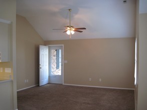 2405 Annandale Dr in Anderson, SC - Building Photo - Building Photo