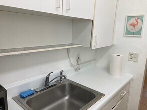 653 Michigan Ave in Miami Beach, FL - Building Photo - Building Photo
