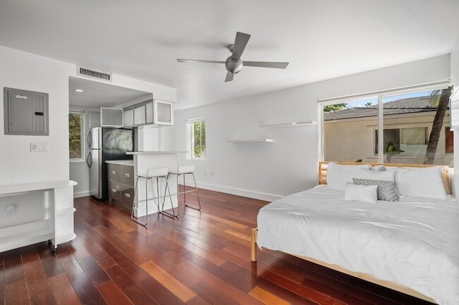 property at 741 6th St