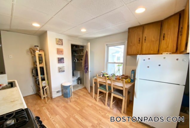 105 Buttonwood St