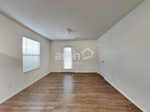 3104 Asheton Grove Ct in Winston-Salem, NC - Building Photo - Building Photo